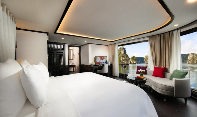 Royal Suite Terrace with Private balcony