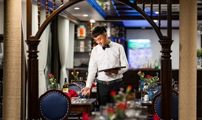 La Casta Regal Cruise