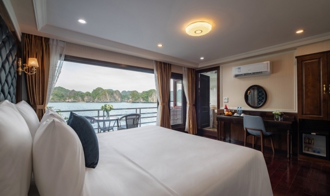 Suite Balcony (1st Floor)