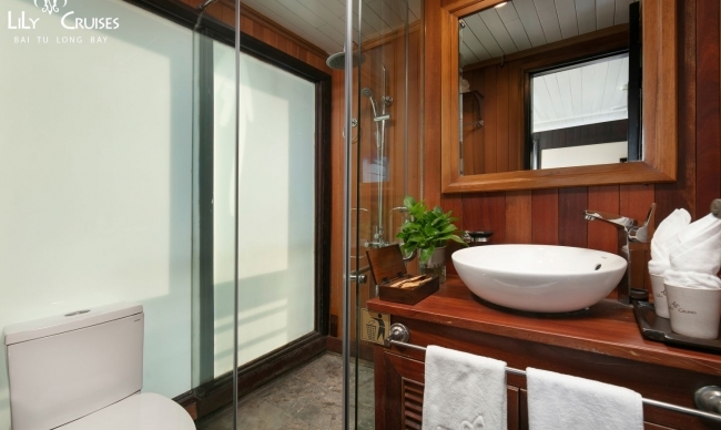 Lily Exclusive Suite