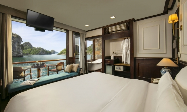 Family Premium Deluxe Cabin With Balcony