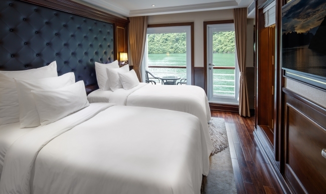 Paradise Legacy Cruise