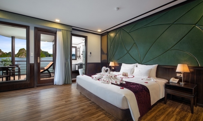 Peony Exclusive Suite Cabin