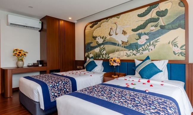 Coral Junior Balcony