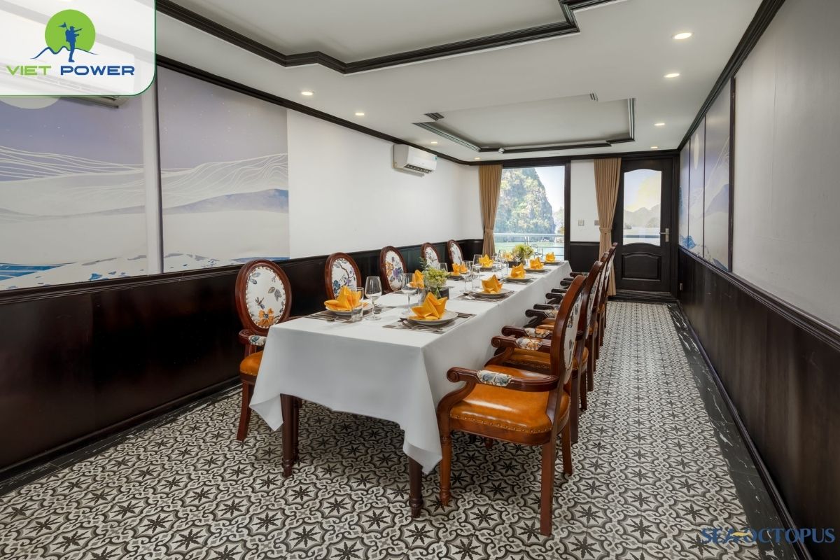VIP Dining Rooms