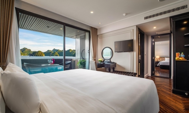 Junior Suites with private balcony