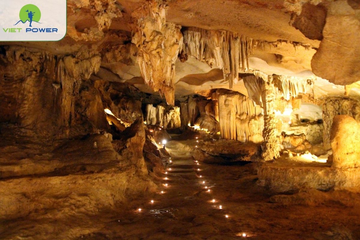 Thien Canh Son Cave