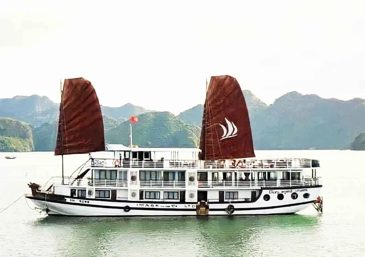 Three Days and Two Nights Exploring Ha Long Bay