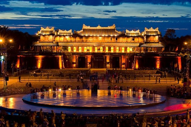 Amidst the Timeless Beauty in 7 Days in Vietnam