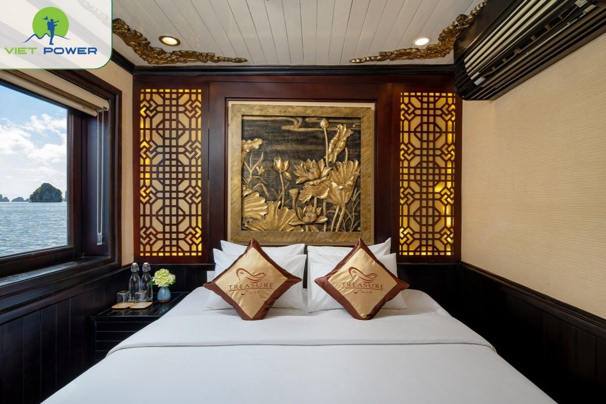 Deluxe Ocean View Cabin